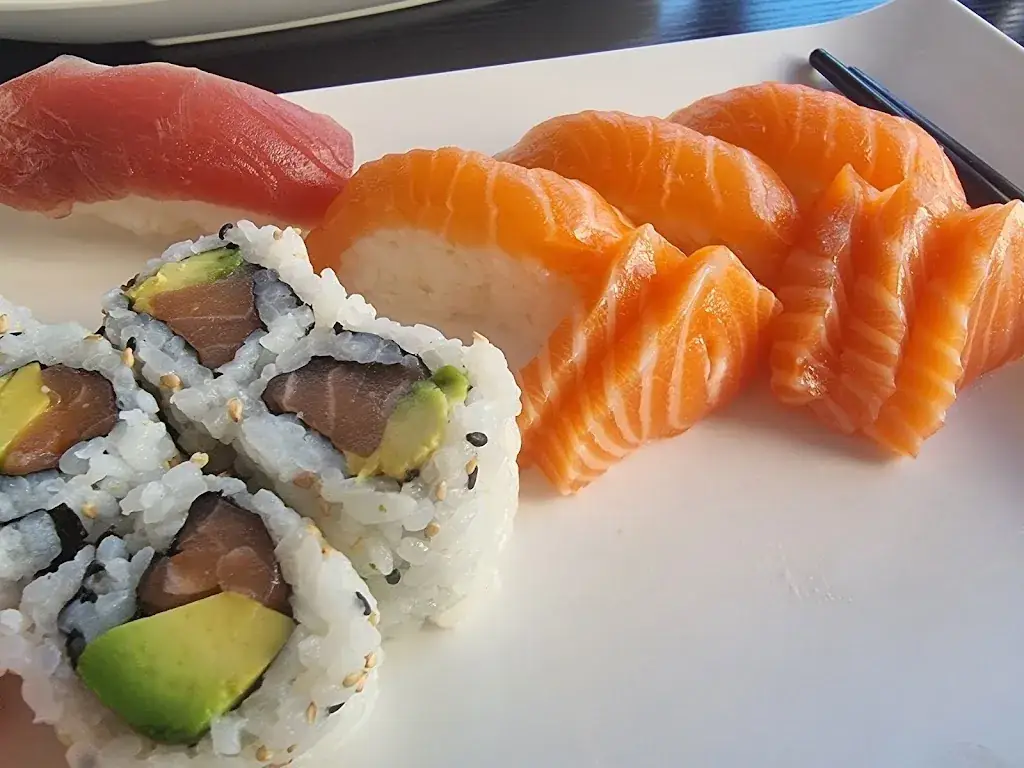 Fuji Sushi_Orly_slider_image_3