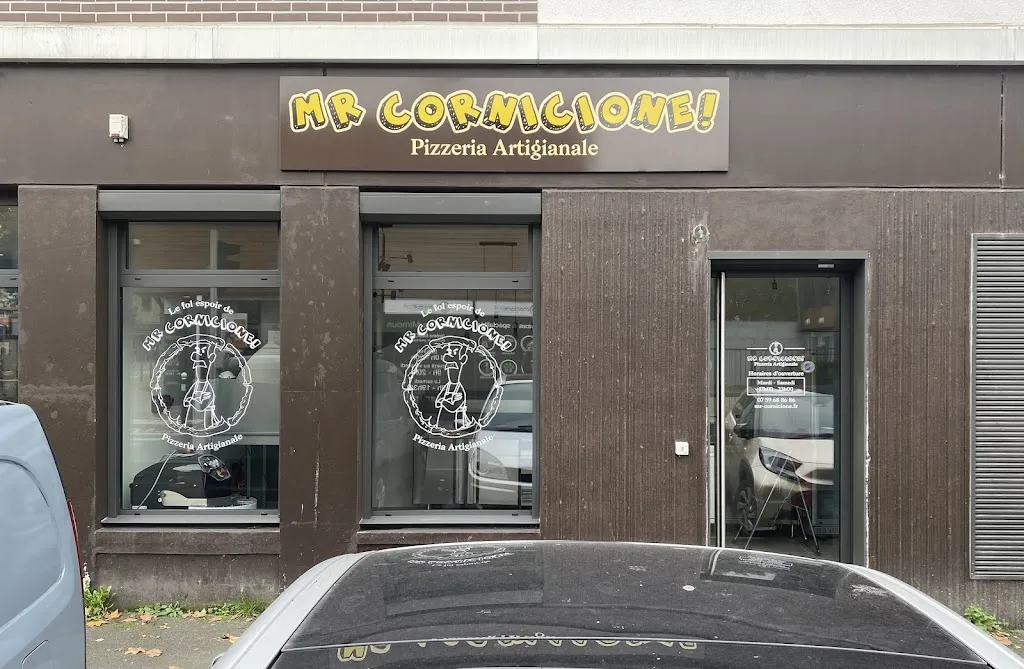 Mr Cornicione_Orly_slider_image_1