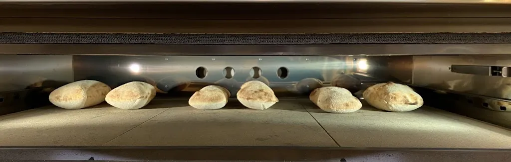 Mr Cornicione_Orly_slider_image_3