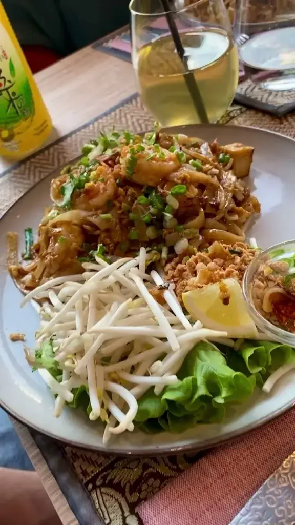 Sabaidee Restaurant_Pontault-Combault_slider_image_2