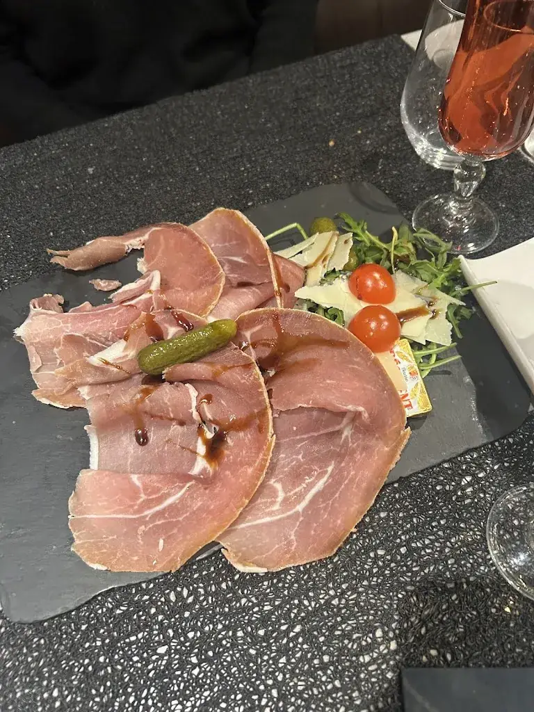 Pauline_Le Val d'Aoste Pontault_Pontault-Combault_review