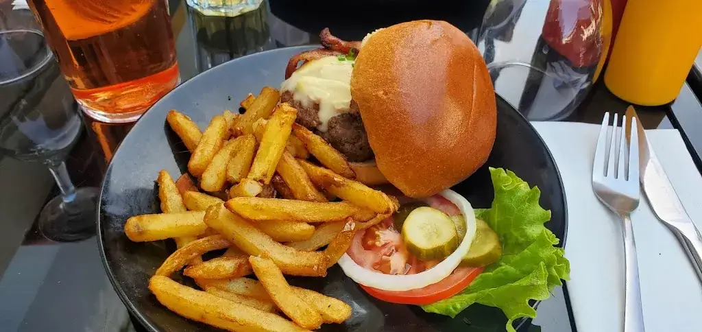 La Maison Blanche_Rambouillet_slider_image_3