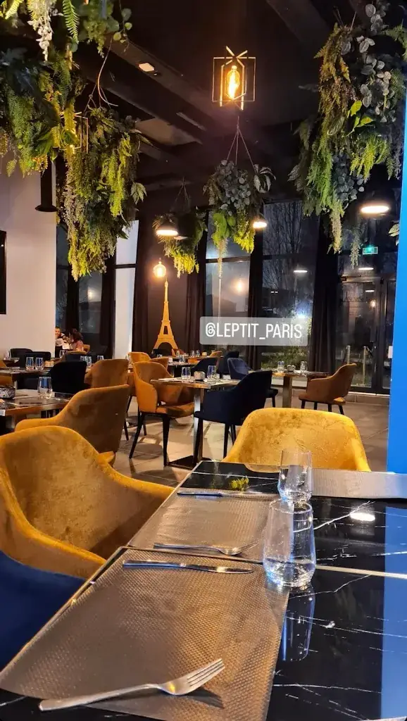 LE P’TIT PARIS ristorante a Noisy-le-Sec