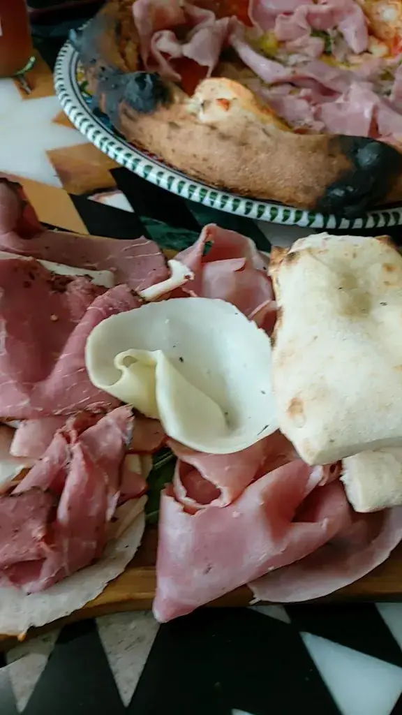 Poupino_Noisy-le-Sec_slider_image_2