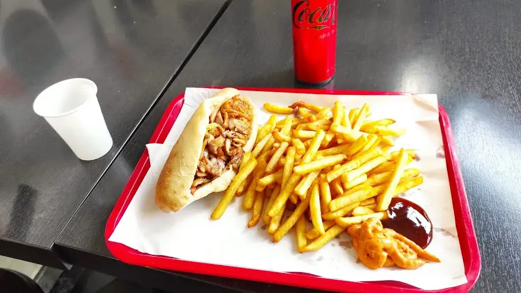 Mohammad Rifat HOSSAIN_Le Majestic_Noisy-le-Sec_review