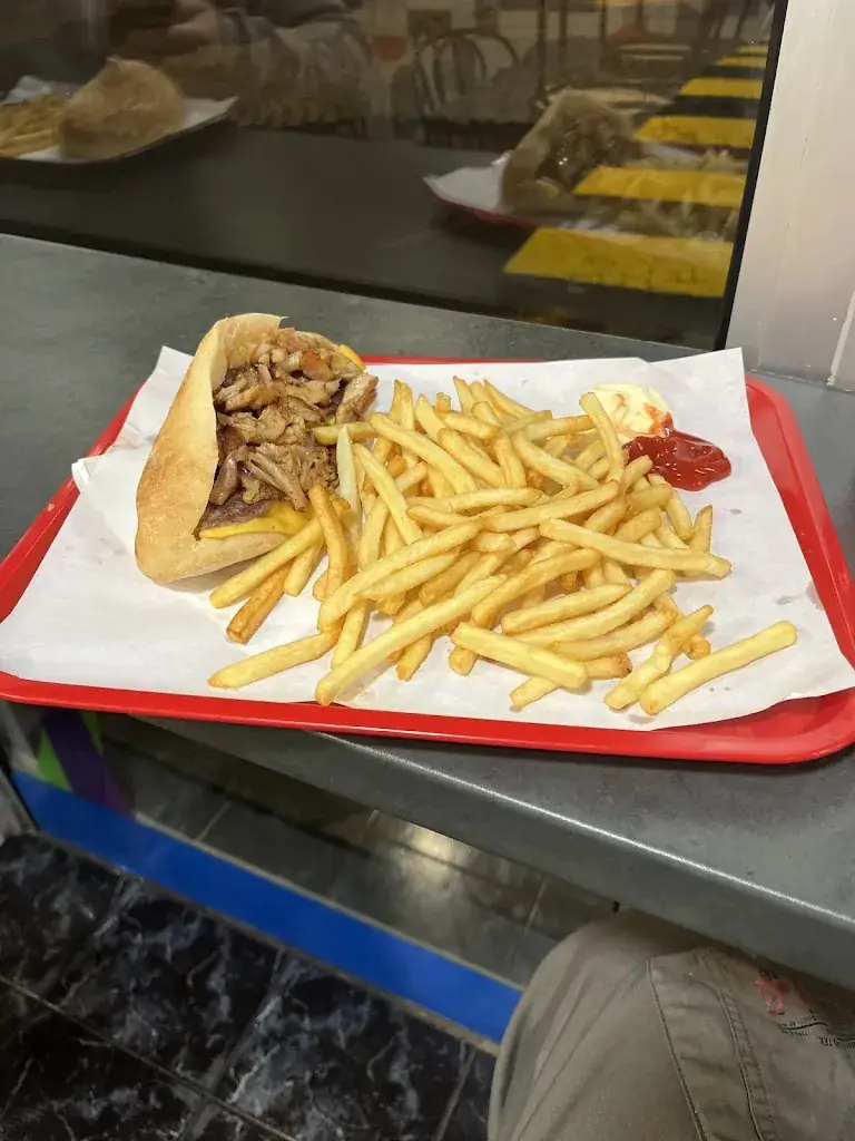 Zoran Vujadinovic_Le Majestic_Noisy-le-Sec_review