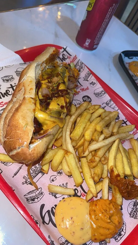 Zied Ghanem_The Corner_Noisy-le-Sec_review