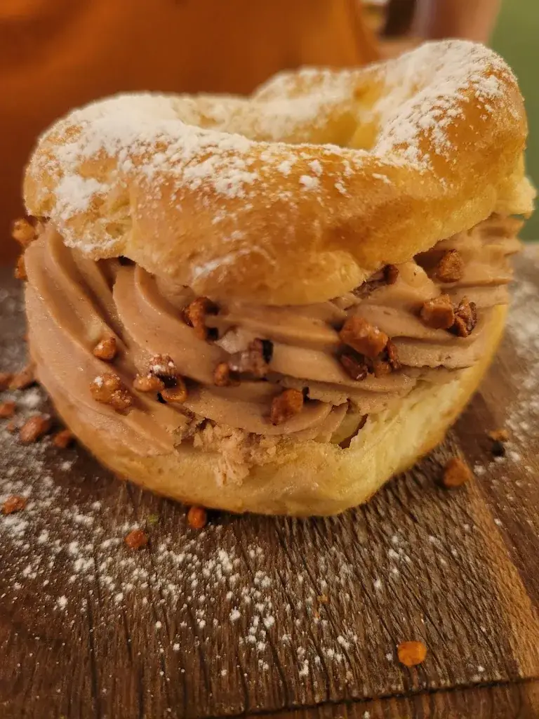 Camila Pflederer_L'andouille_Puteaux_review