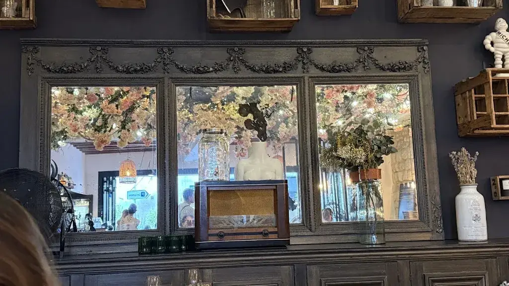 CABANE_Nanterre_slider_image_3