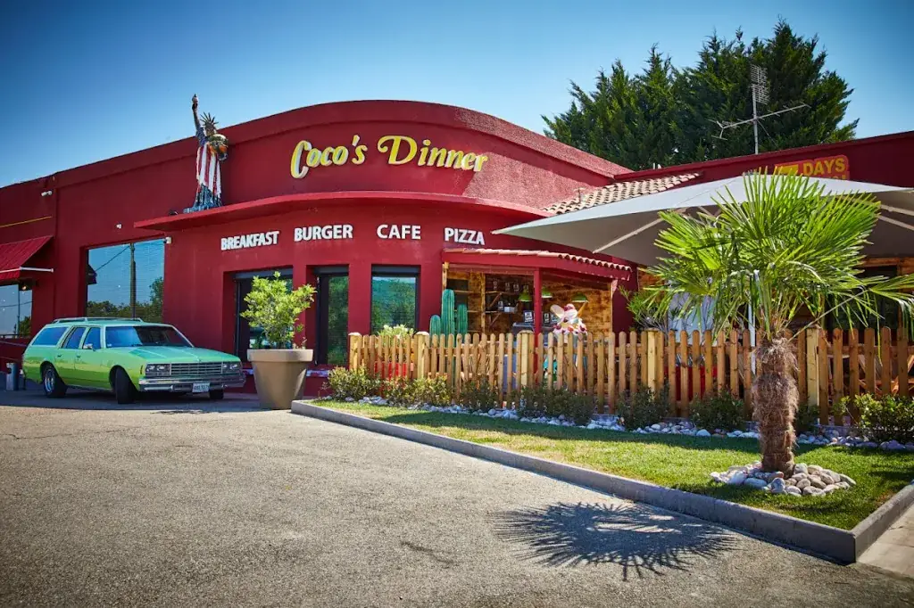 Coco's Dinner Fleurieu_Fleurieu-sur-Saône_slider_image_1