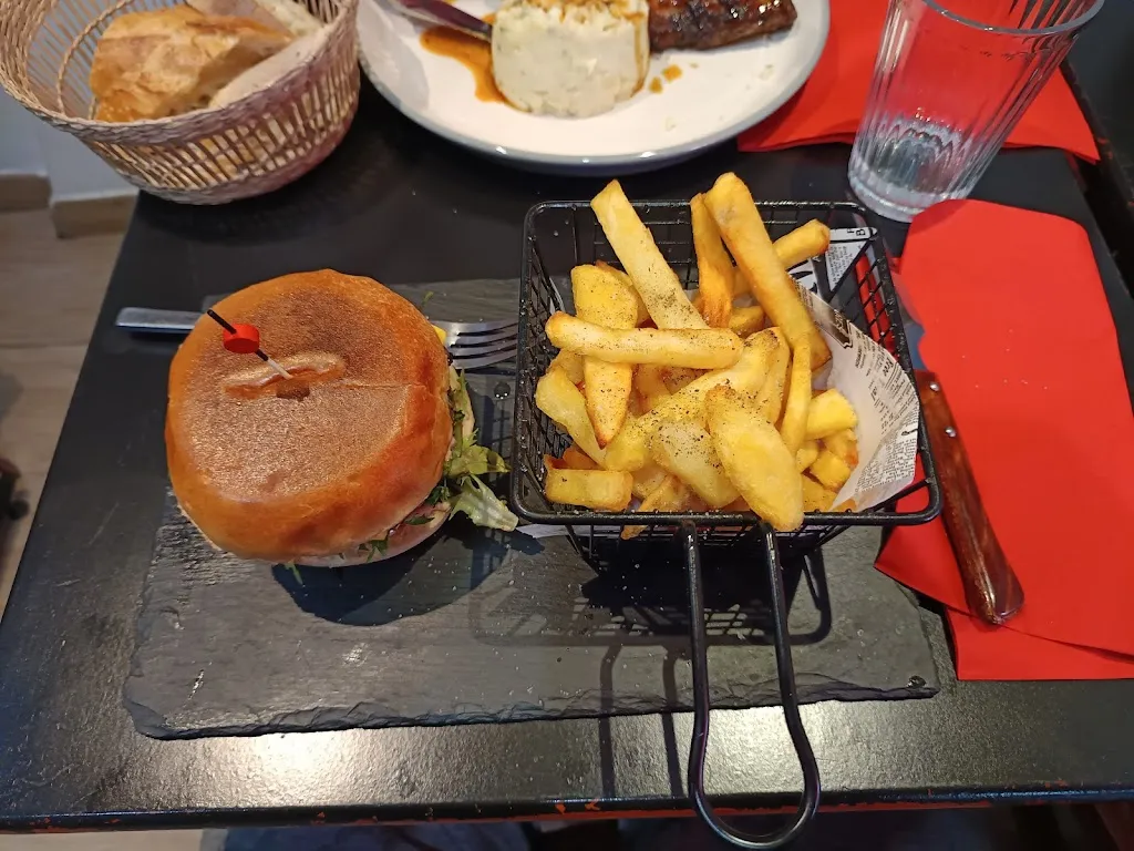 nathan hector_Table du Marché_Nanterre_review