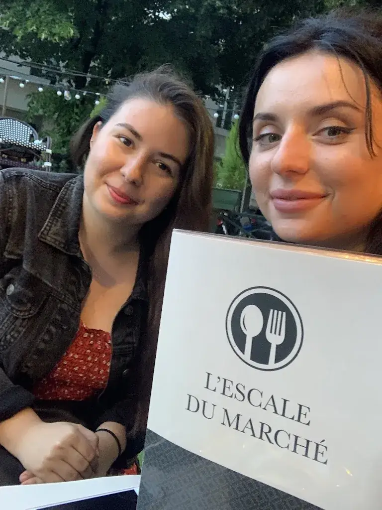 Anastasiia Lavrinenko_L'Escale du Marché_Nanterre_review