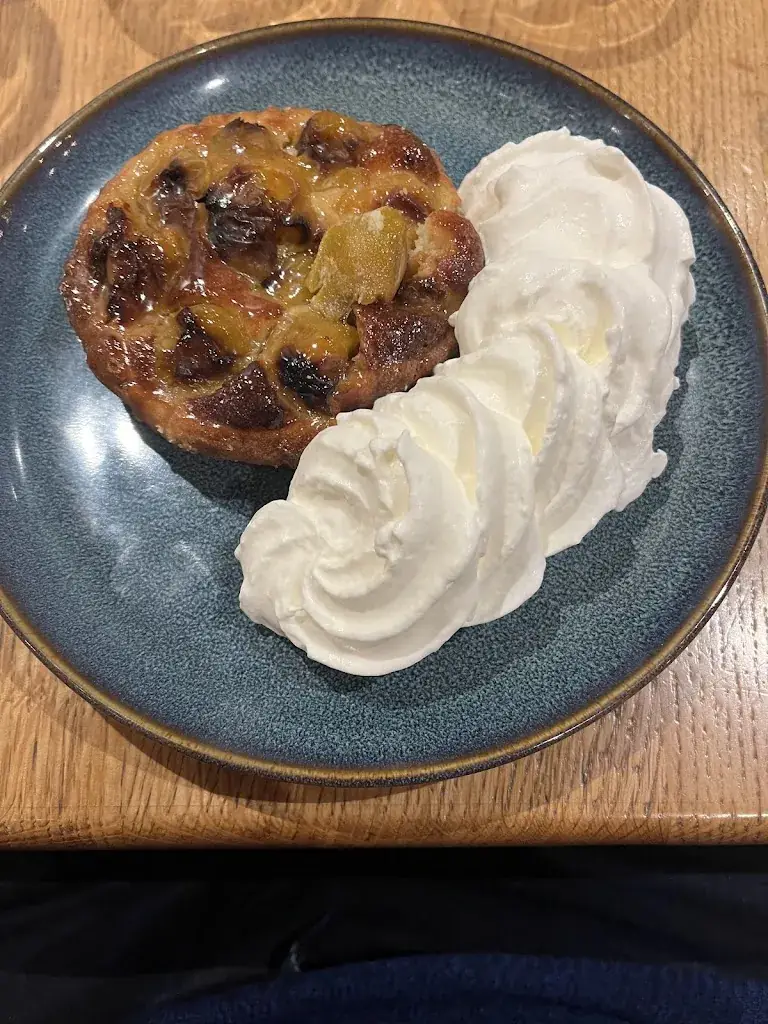 Christoph Lutz_Jungle Arch_Nanterre_review