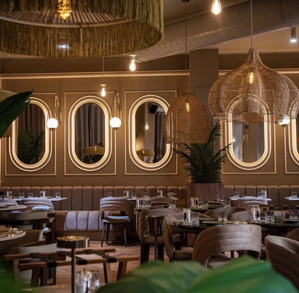 Yava Paris Restaurant Restaurant in Nanterre