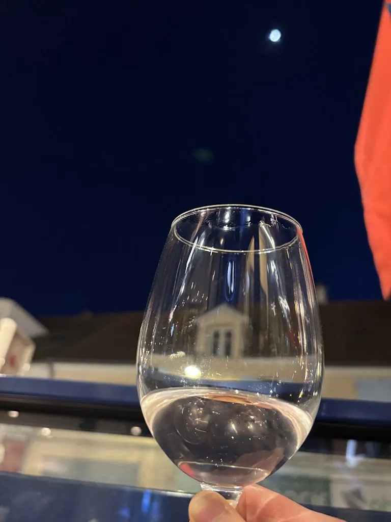 Emma_La Place_Nanterre_review