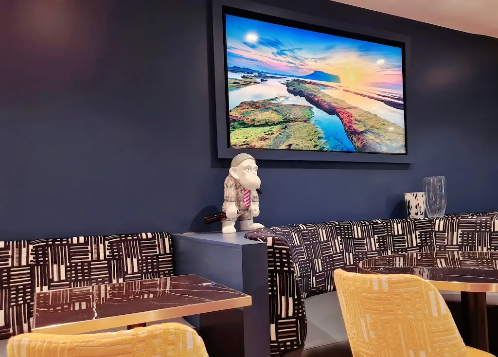 La Place_Nanterre_slider_image_3