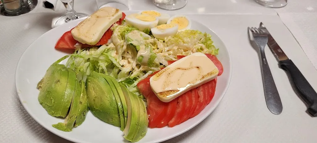 Le Moulin Yosman restaurant in Nanterre