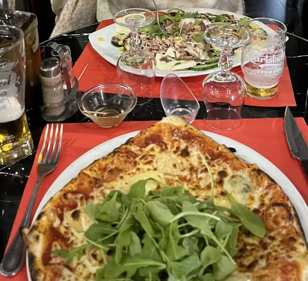 Pizzeria Torino restaurant in Nanterre