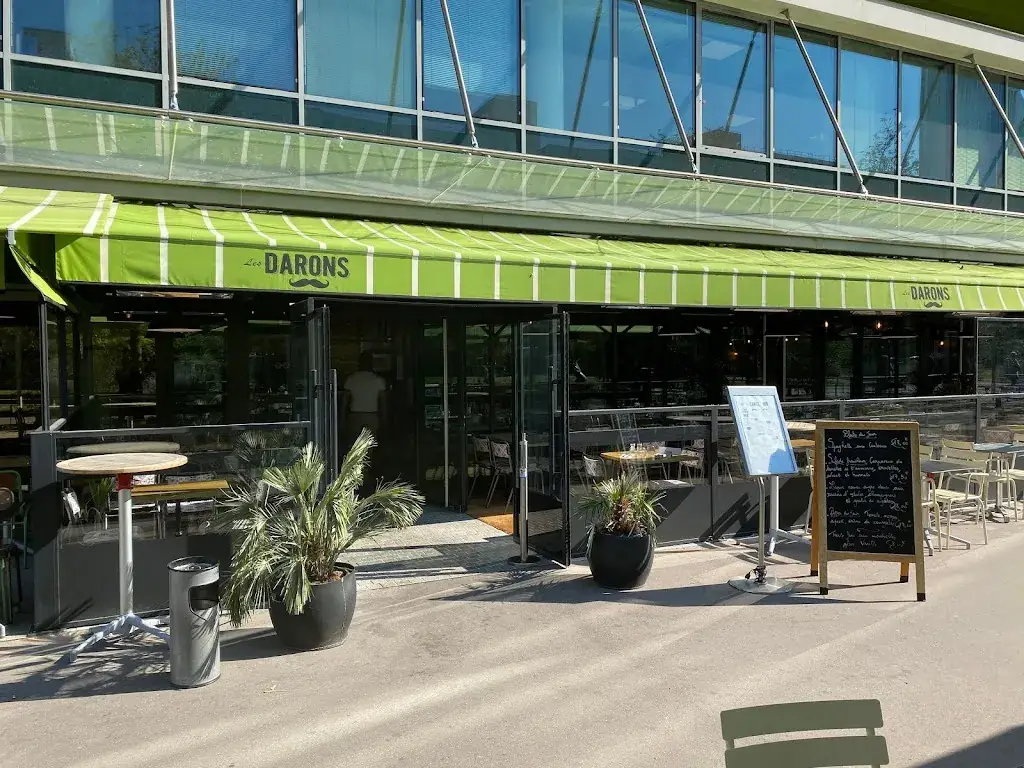 Les Darons_Nanterre_slider_image_3