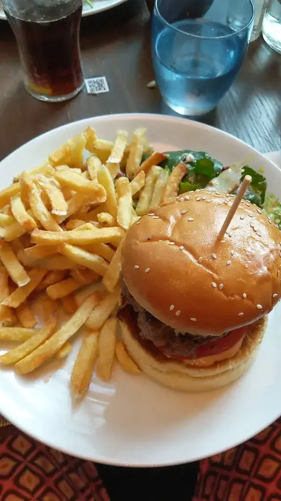 Le Sancerre_Nanterre_slider_image_2