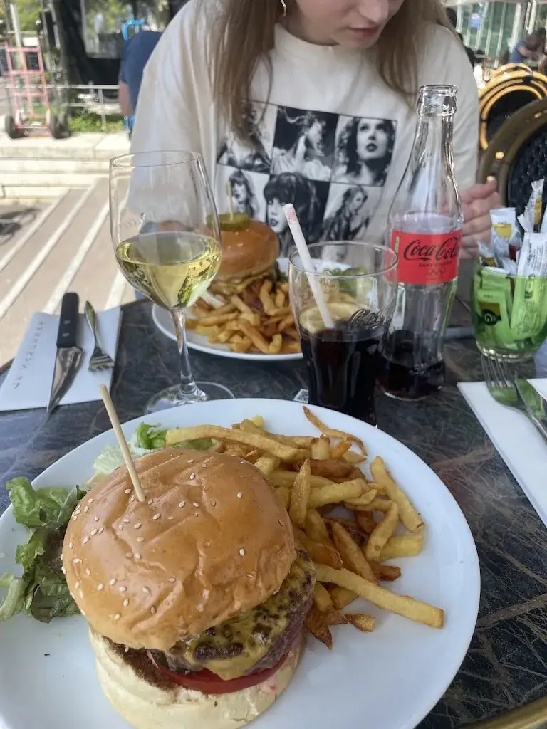 Le Sancerre_Nanterre_slider_image_3