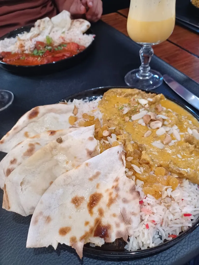 Délices du Kashmir_Nanterre_slider_image_2