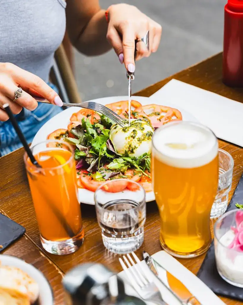 Corcoran's La Défense-Nanterre_Nanterre_slider_image_3