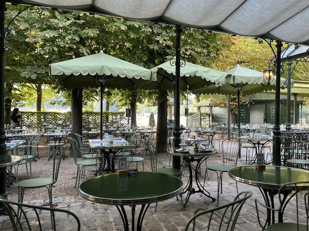 La Flottille_Versailles_slider_image_3