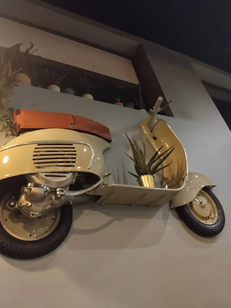 Sandrine Eugene_Oliveto_Plaisir_review