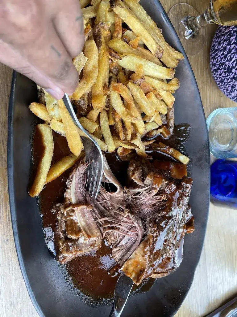 Clinton Thomas_Caffe Moretti_Plaisir_review