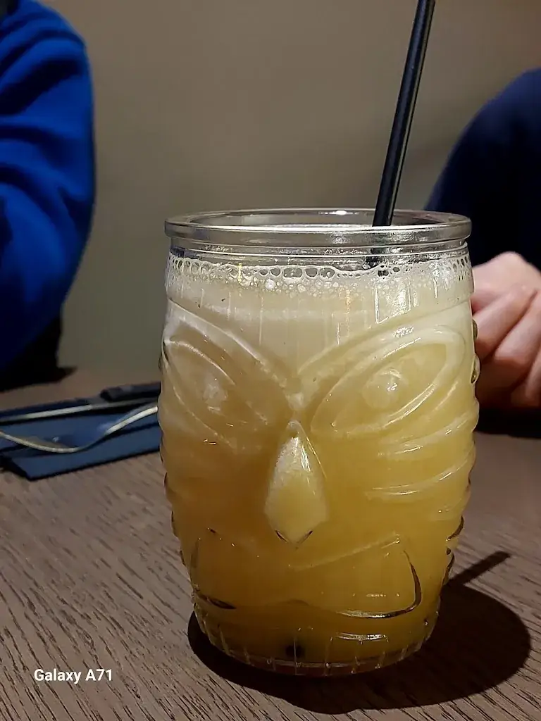 Anne Debourdeau-Chevalme_Clara Pub_Plaisir_review