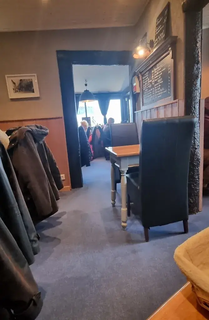 Robert M_L'auberge du Pont De Dranse_Marin_review