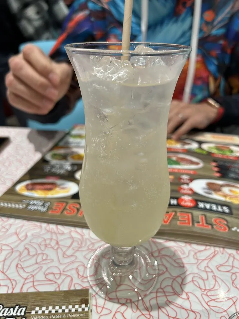 Menu_Holly's Diner Plaisir_Clayes-sous-Bois_image_6