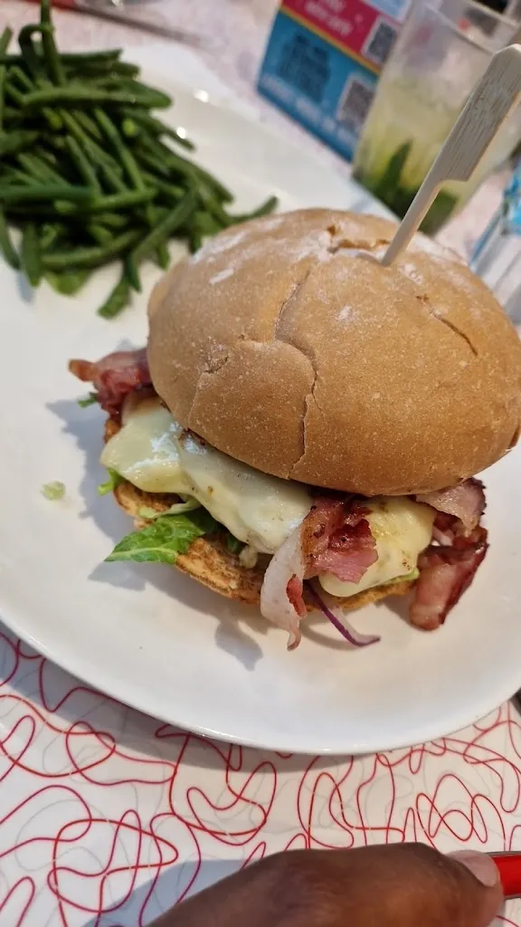 Menu_Holly's Diner Plaisir_Clayes-sous-Bois_image_8