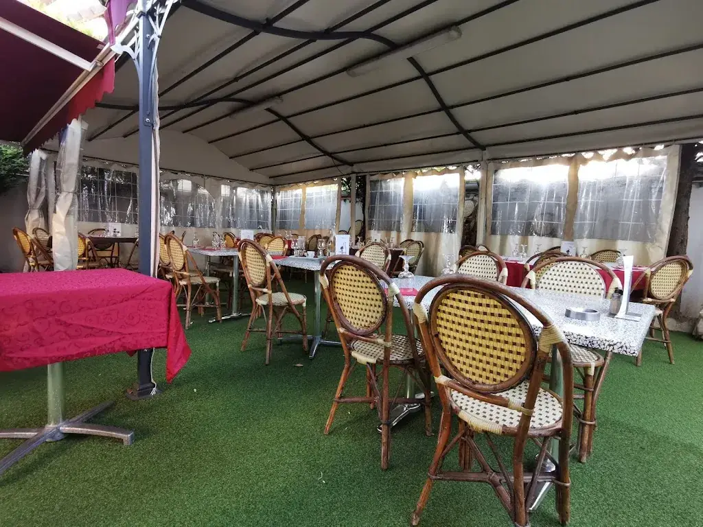 La Trattoria restaurant in Plaisir