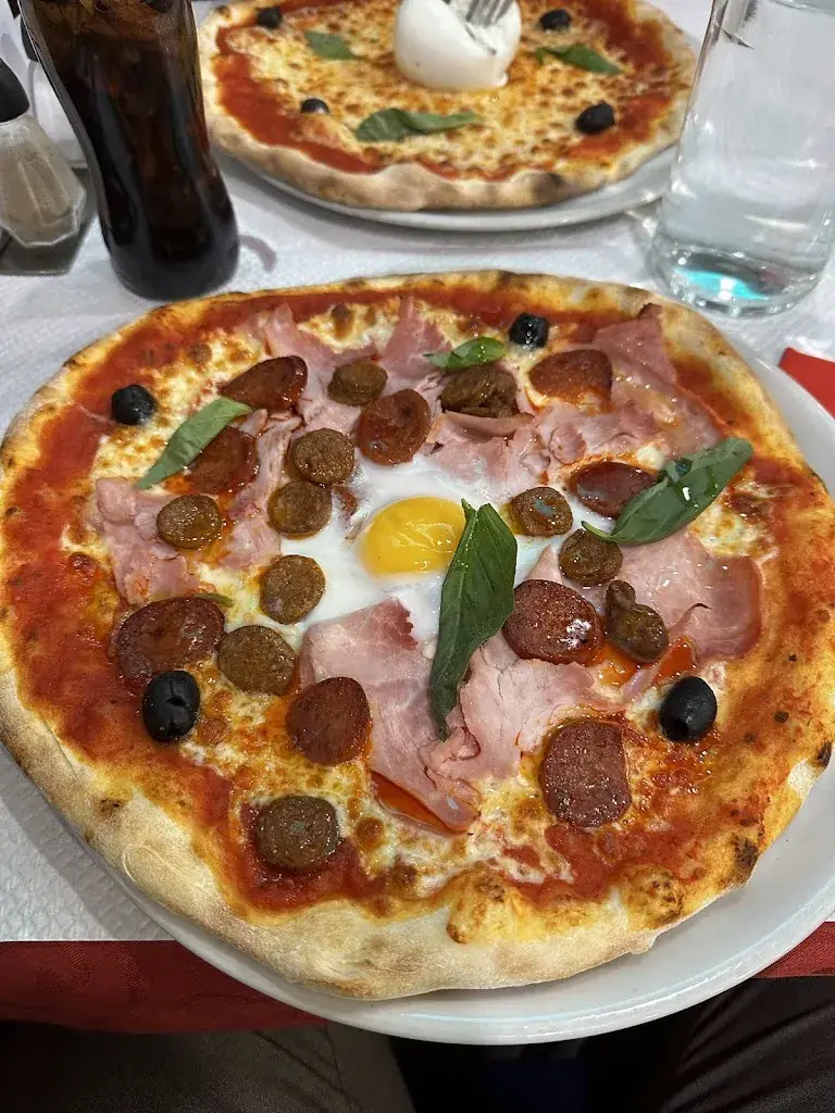 La Trattoria_Plaisir_slider_image_2