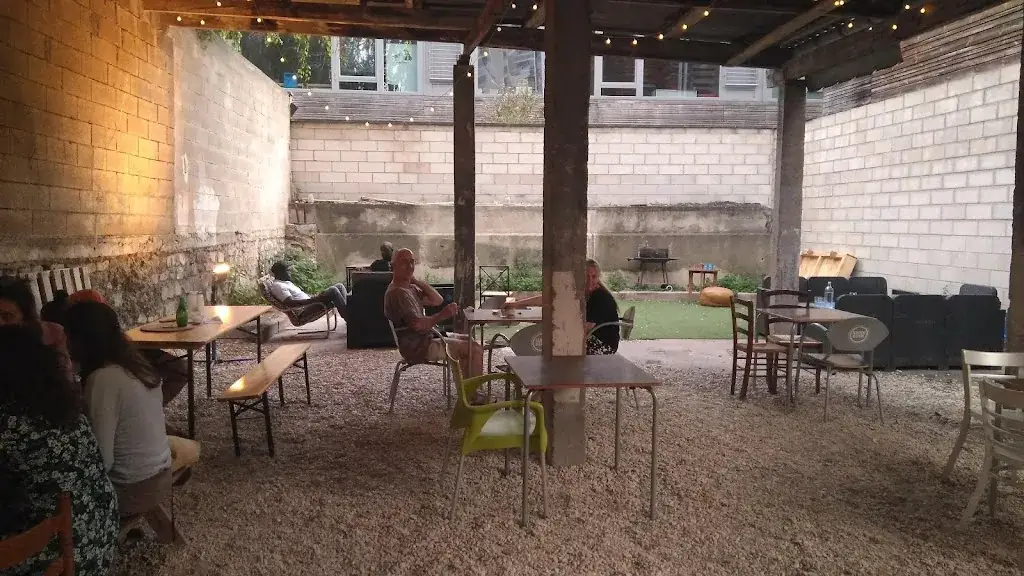 Chez Agnes - Restaurant Au bord de l'eau_Pantin_slider_image_1