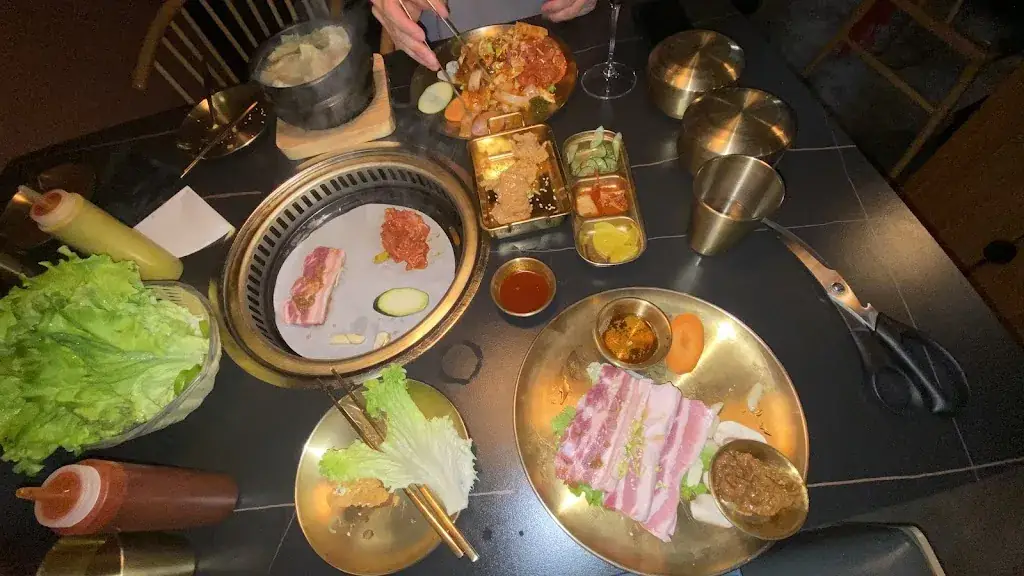 Keily_Gangnam_Pantin_recensione