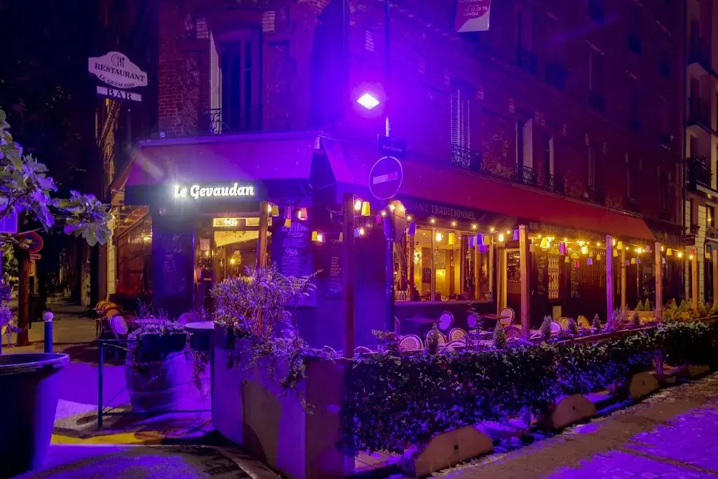 Le Gevaudan_Pantin_slider_image_3