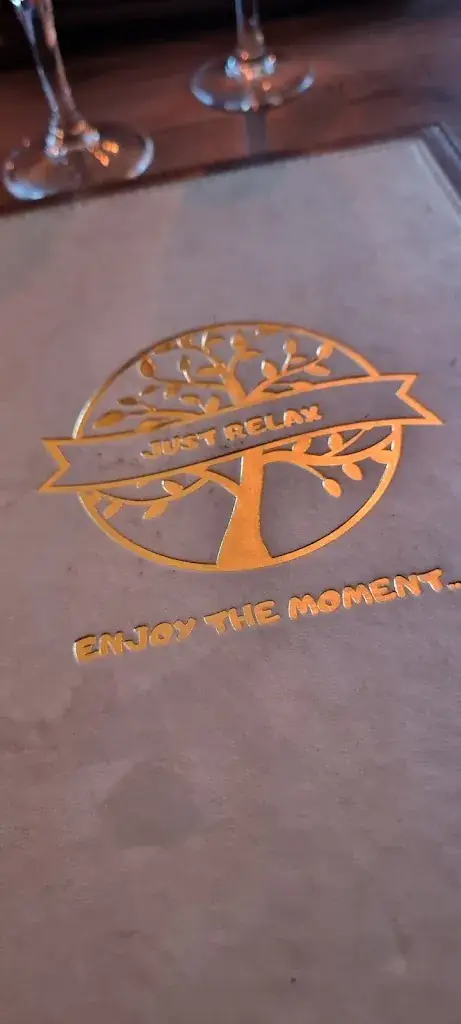 anett schulte_Just Relax - Restaurant & Lounge_Pantin_recensione