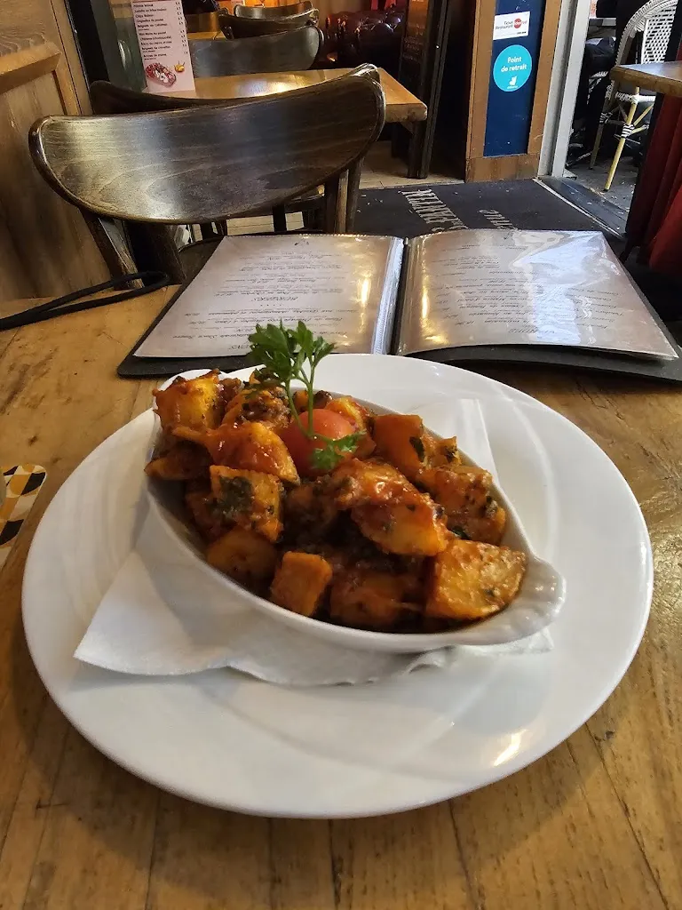 Brenda R_Les Ateliers de Pantin_Pantin_recensione