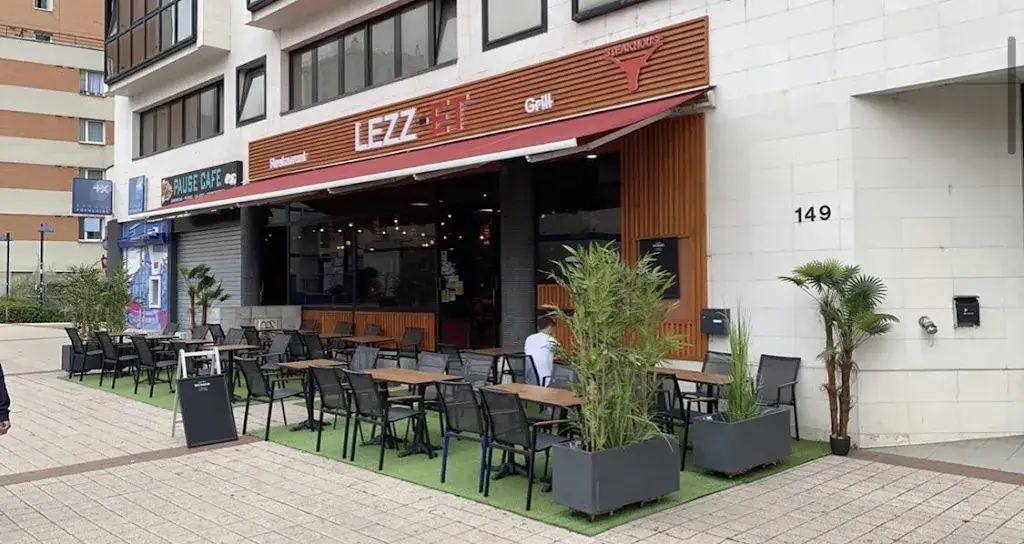 Lezz-Et Restaurant in Pantin