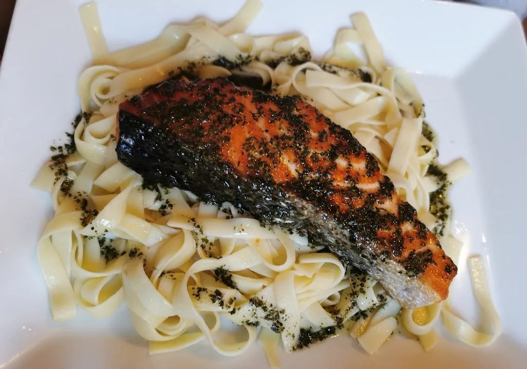 Mari D._La Réserve_Pantin_review