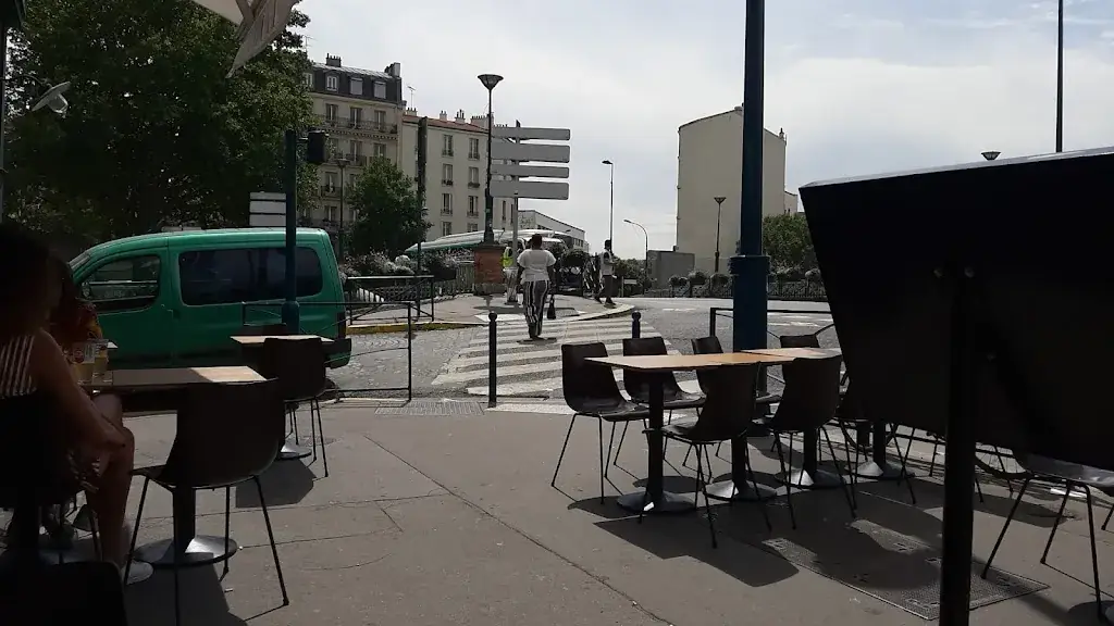 Joyce Good_La Java_Pantin_review