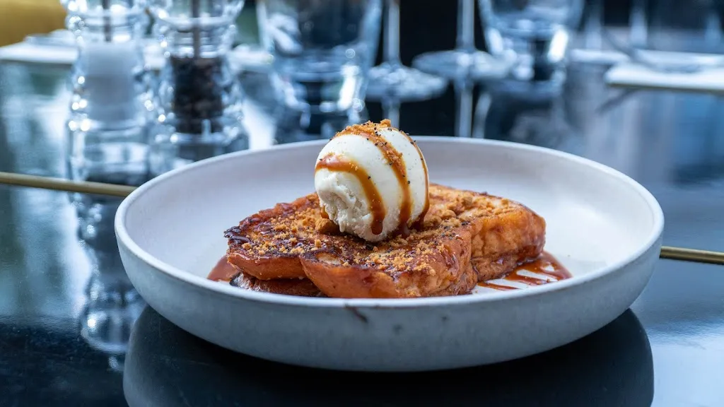 Le Père Joseph Restaurant bar-lounge_Rueil-Malmaison_slider_image_3