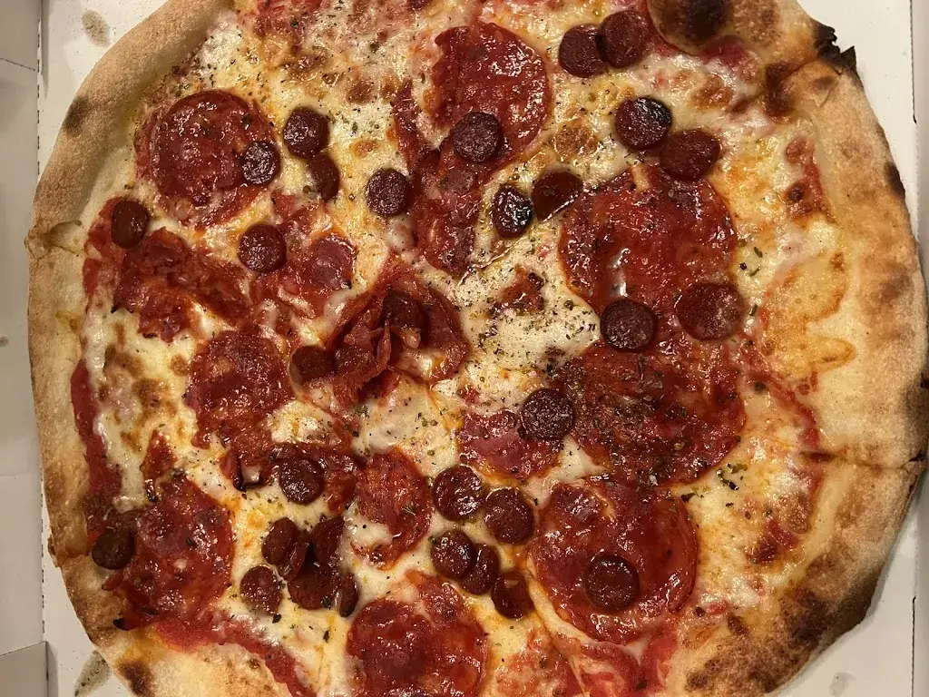 Céline Ginesty_LE CAMION A PIZZA Roissy-en-Brie_Roissy-en-Brie_recensione