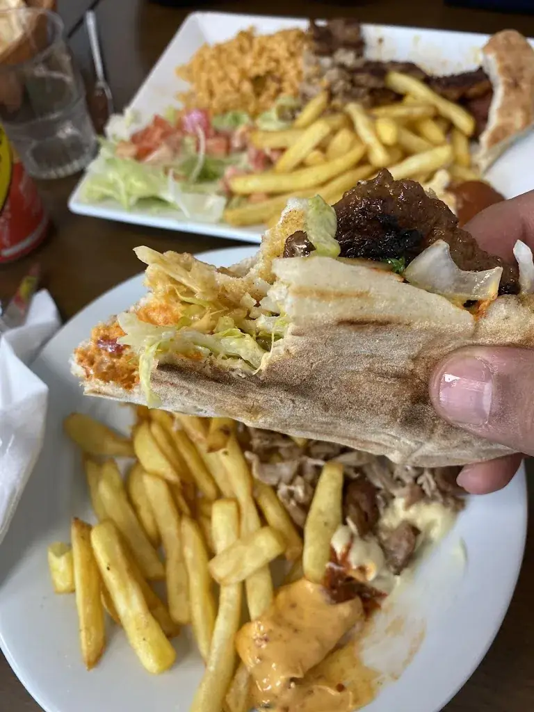 Reda Mosta_Restaurant Istanbul_Roissy-en-Brie_review