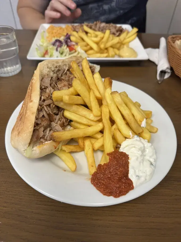 Restaurant Istanbul_Roissy-en-Brie_slider_image_3