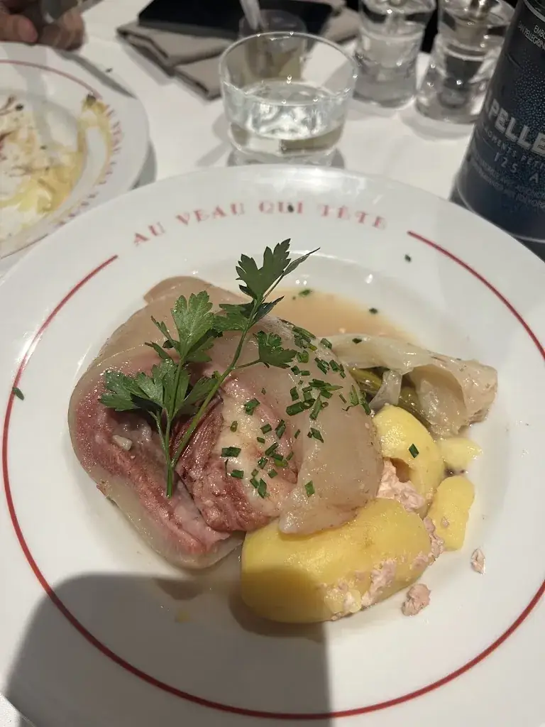 Nawaf JAKTHAMI_Au Veau Qui Tete_Rungis_review