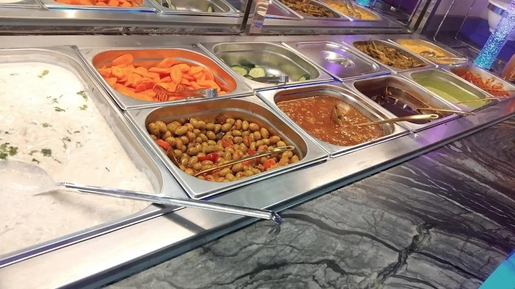 Shahmeer Shahid_La Criée Saint Brice sous forêt_Saint-Brice-sous-Forêt_recensione